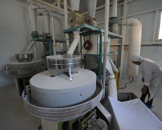 248cc永利集团石磨面粉供不应求